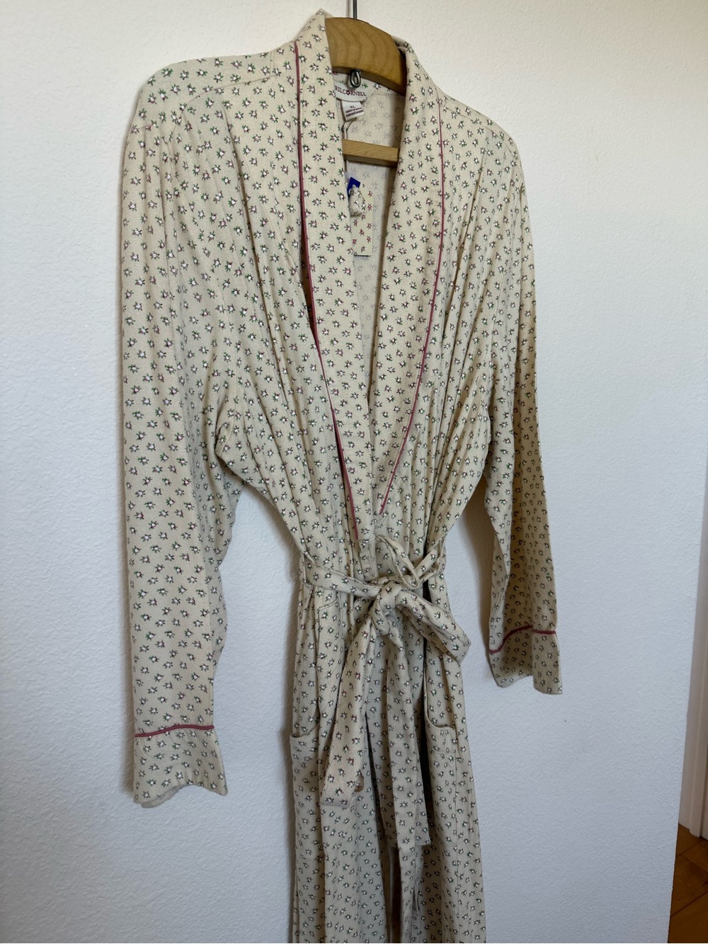 April Cornell Light Beige Floral Robe